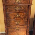 104 6048 CHEST OF DRAWERS